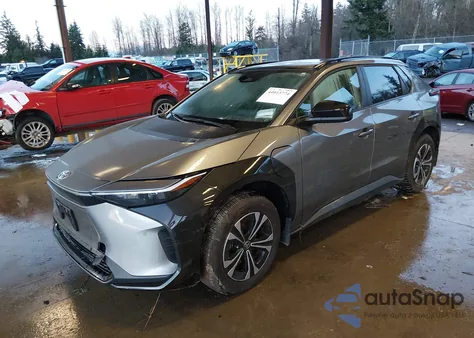 2024 Toyota Bz4X Xle из США, поврежденный, VIN JTMAAAAA0RA054615